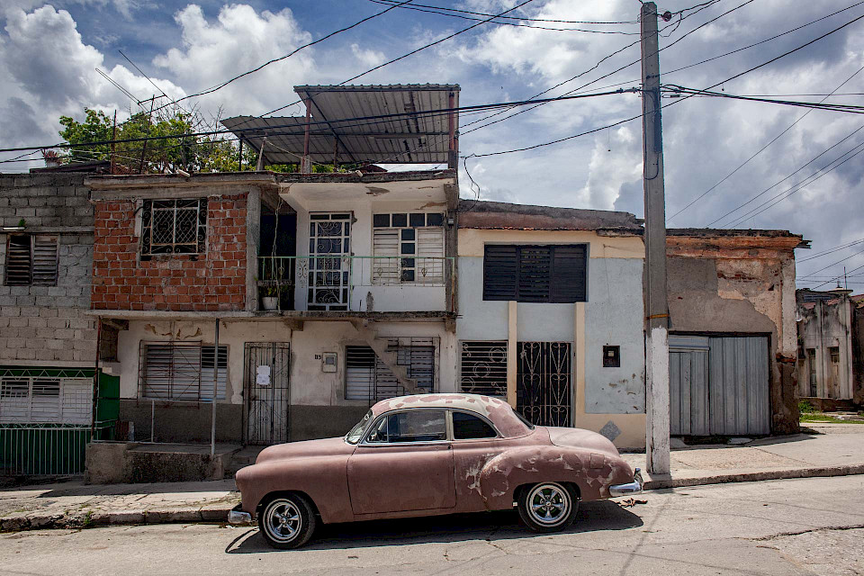 Ein Oldtimer Ford Custom Coupe 1950.